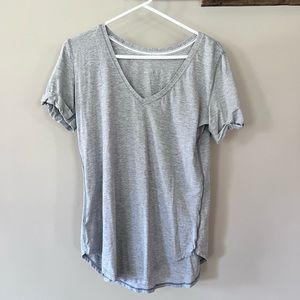 Lululemon Love Tee V Neck Short Sleeve Cotton Tee Shirt Heathered Core Grey